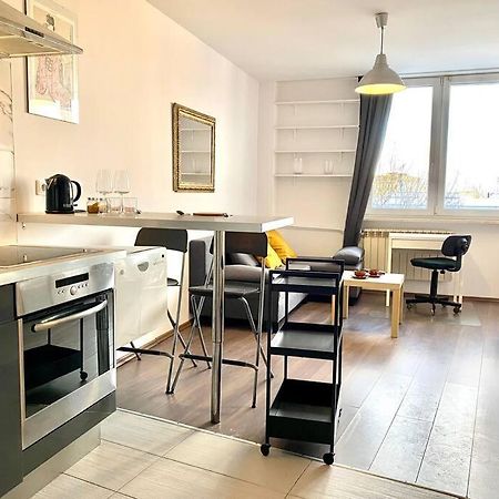 Studio Muranow By Esteum Host Apartment Warsaw Ngoại thất bức ảnh